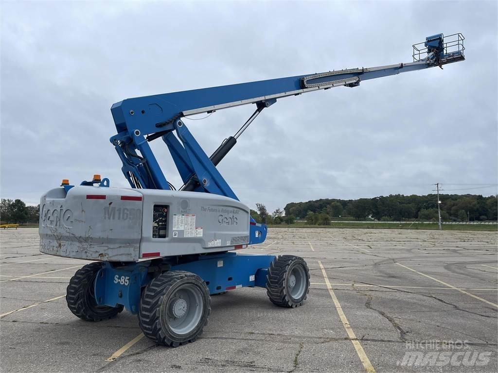 Genie S85 Teleskop bomlifter