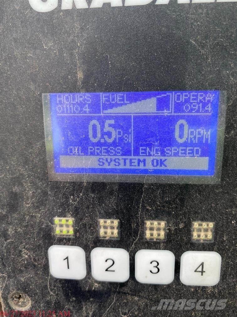 Gradall XL3300 V Hjulgravere