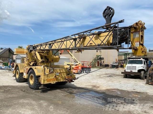 Grove RT528C Røff terreng kraner
