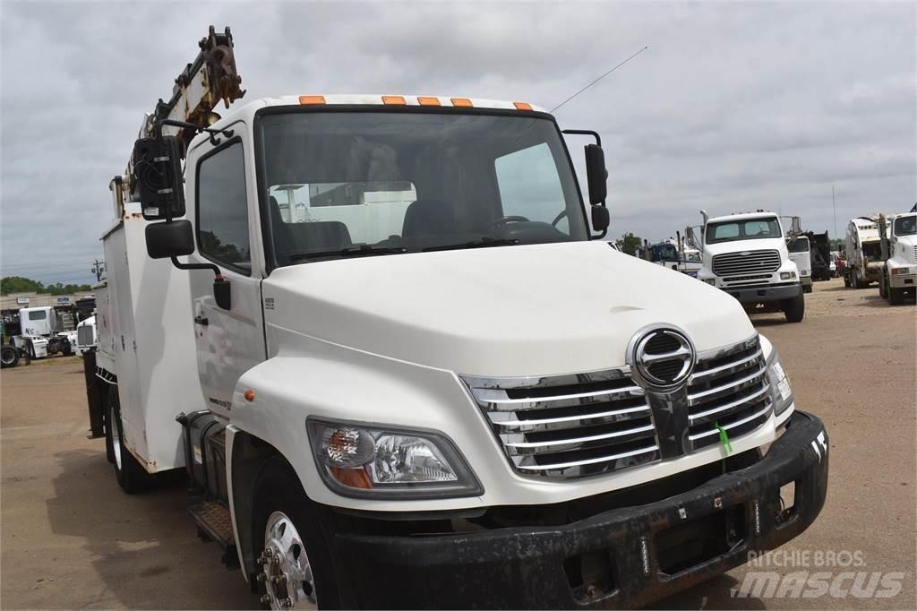 Hino 338 Kommunalt / generelt kjøretøy