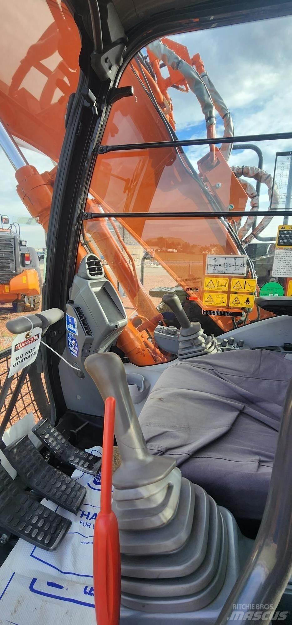 Hitachi ZX135US-6 Beltegraver