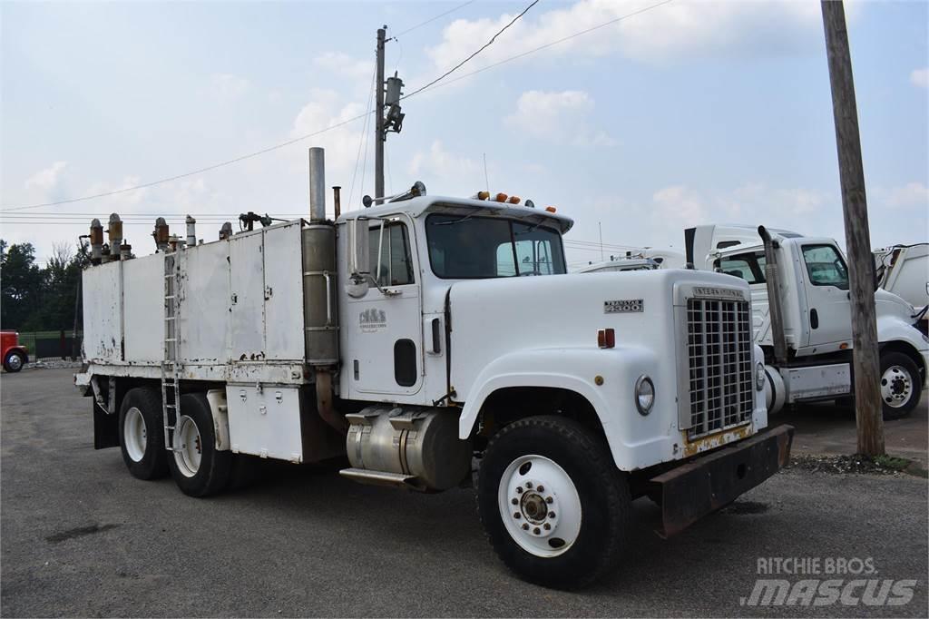 International 4370 Tankbiler