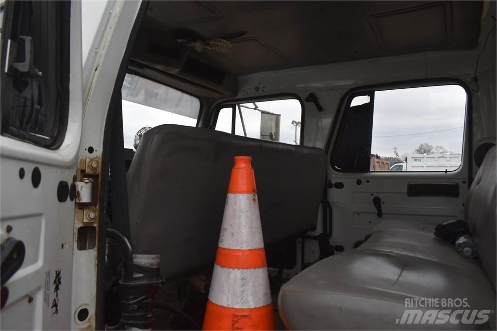 International 4700 Kommunalt / generelt kjøretøy