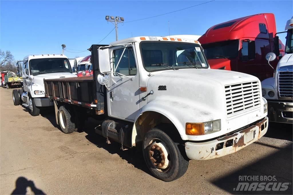 International 4700 Tippbil