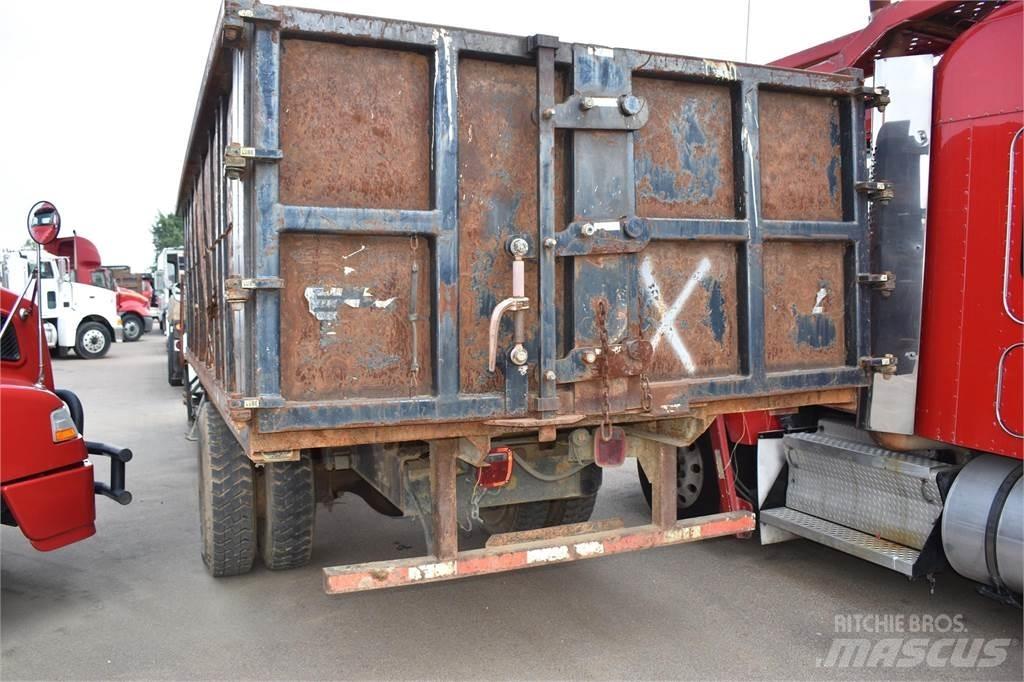 International 4900 Kranbil