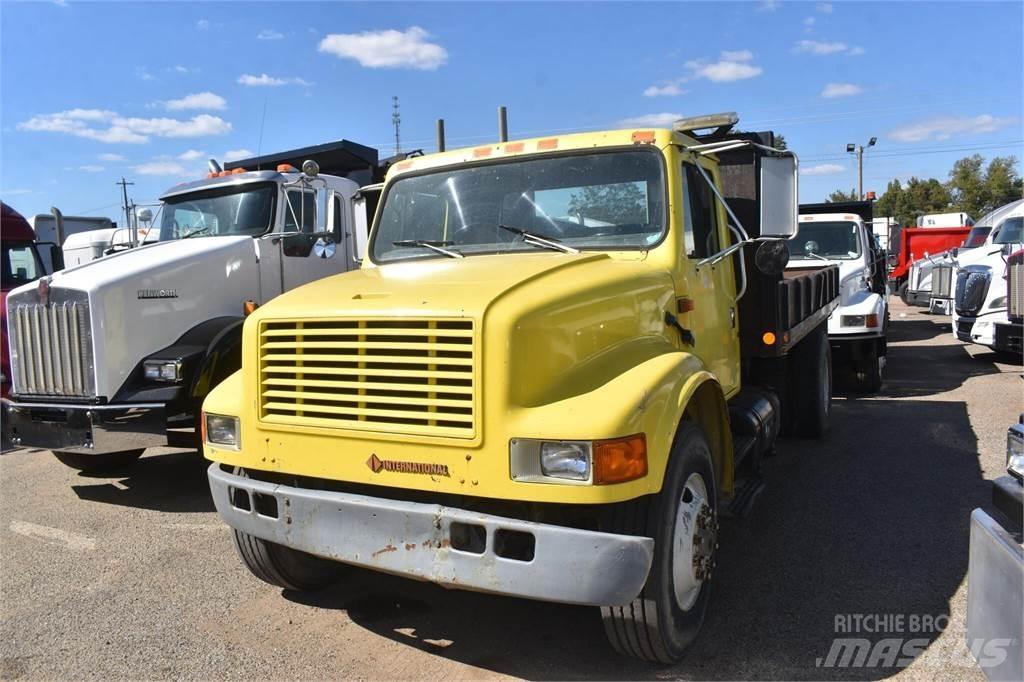 International 4900 Tippbil