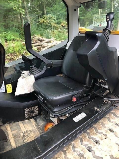 JCB 300T Kompaktlastere