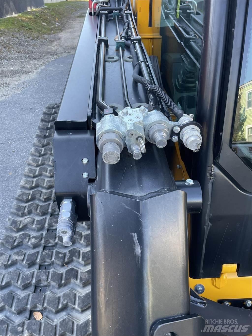 JCB 3TS-8T Kompaktlastere