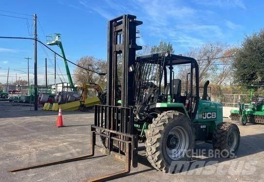 JCB 930 Terrenggående gaffeltruck