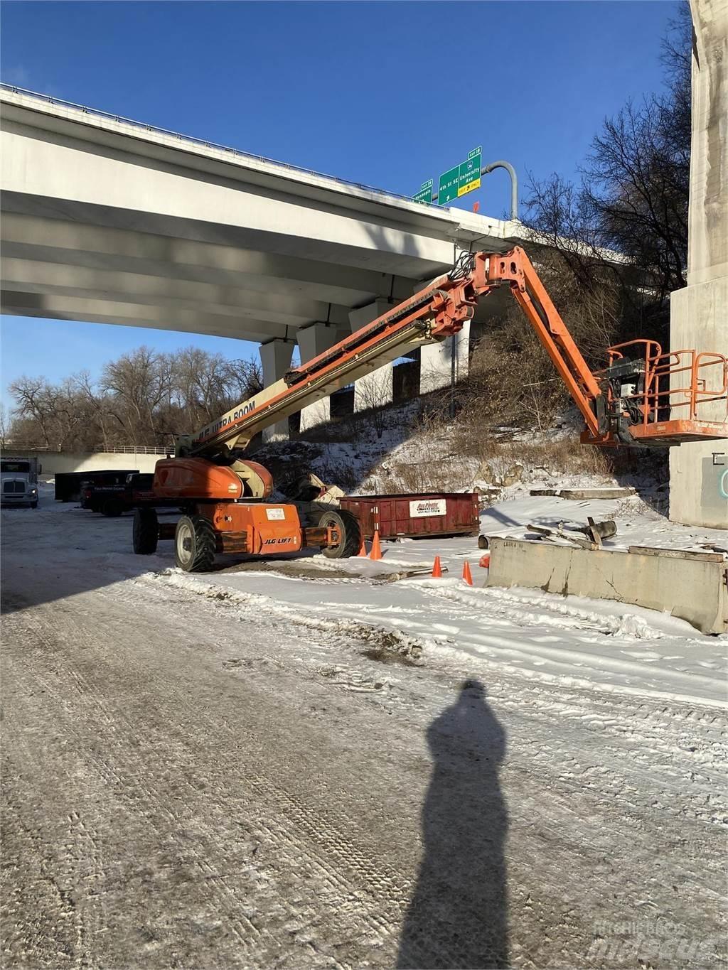 JLG 1350SJP Teleskop bomlifter