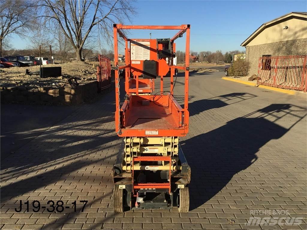 JLG 1932R Sakselifter