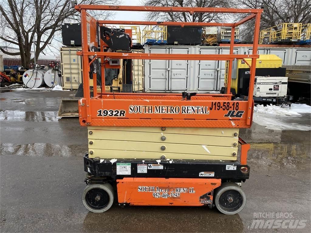 JLG 1932R Sakselifter