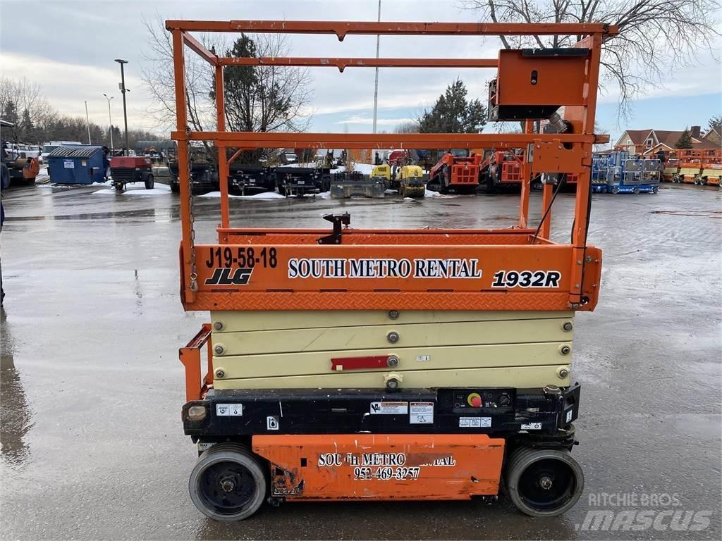 JLG 1932R Sakselifter