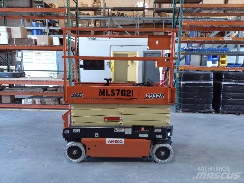 JLG 1932R Sakselifter