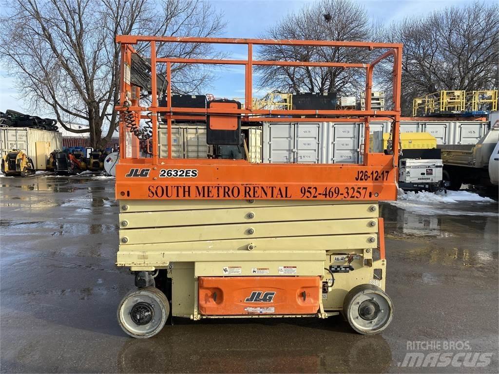 JLG 2632ES Sakselifter