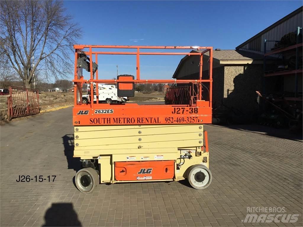 JLG 2632ES Sakselifter