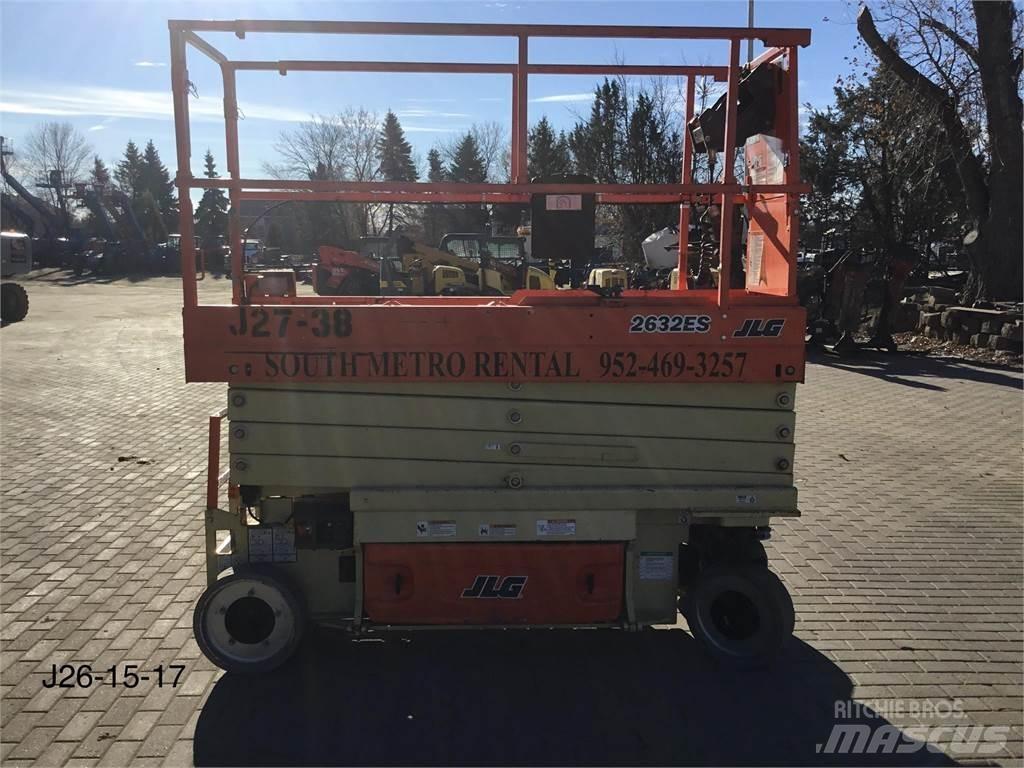 JLG 2632ES Sakselifter