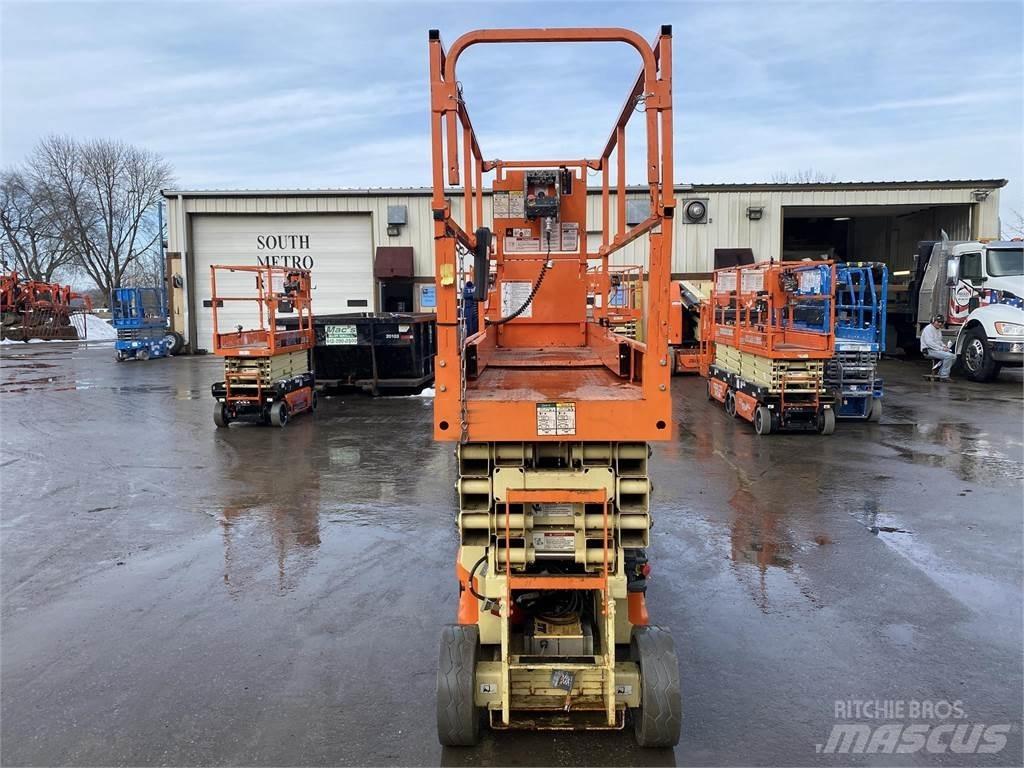 JLG 2632ES Sakselifter