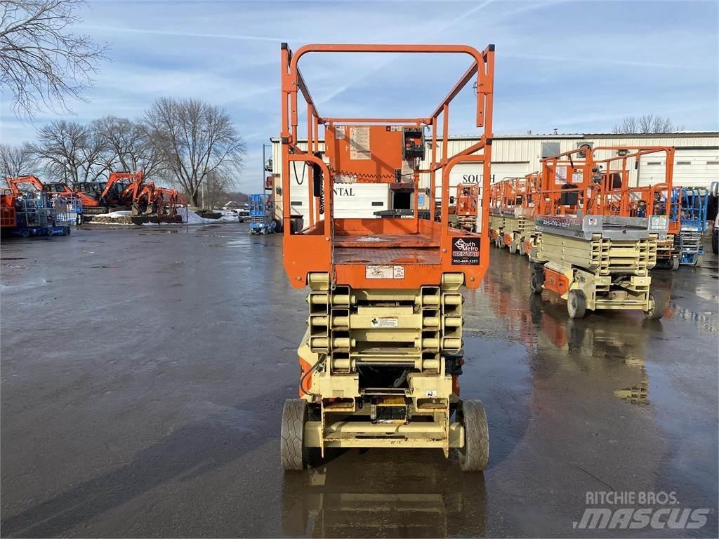 JLG 2646ES Sakselifter