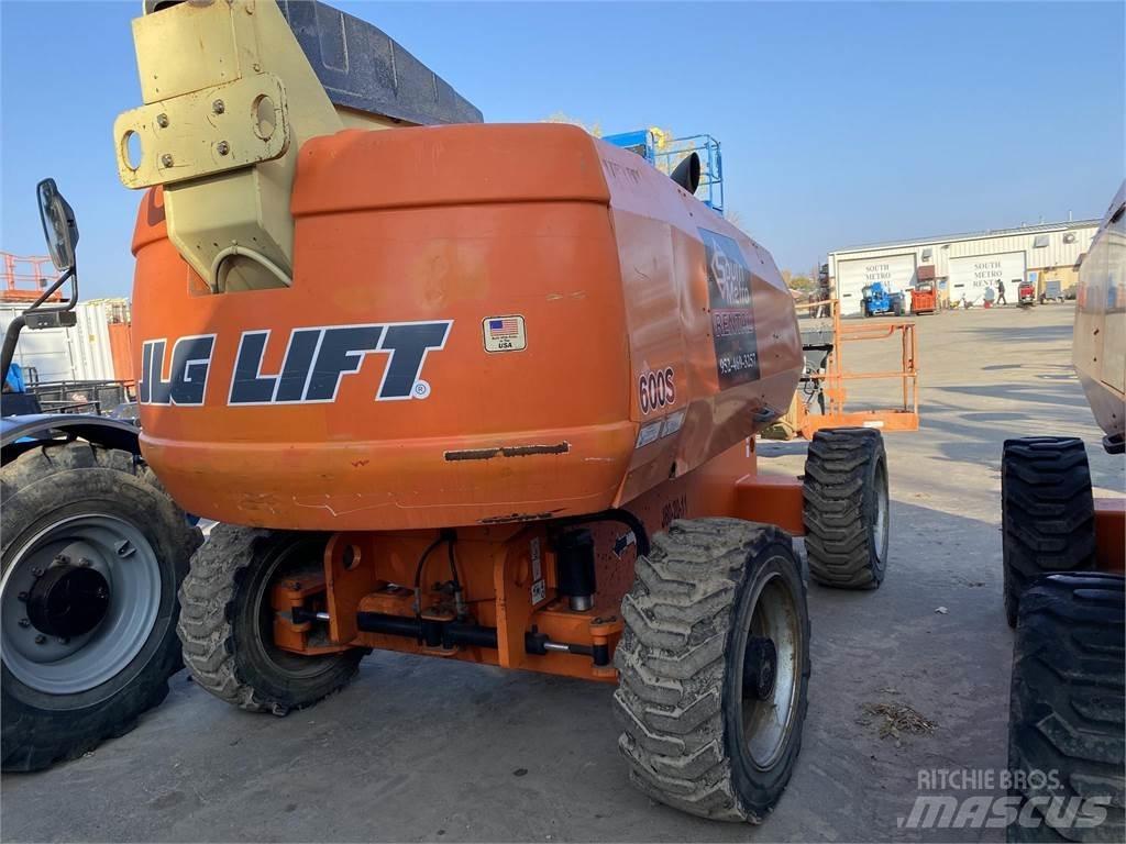 JLG 600S Teleskop bomlifter