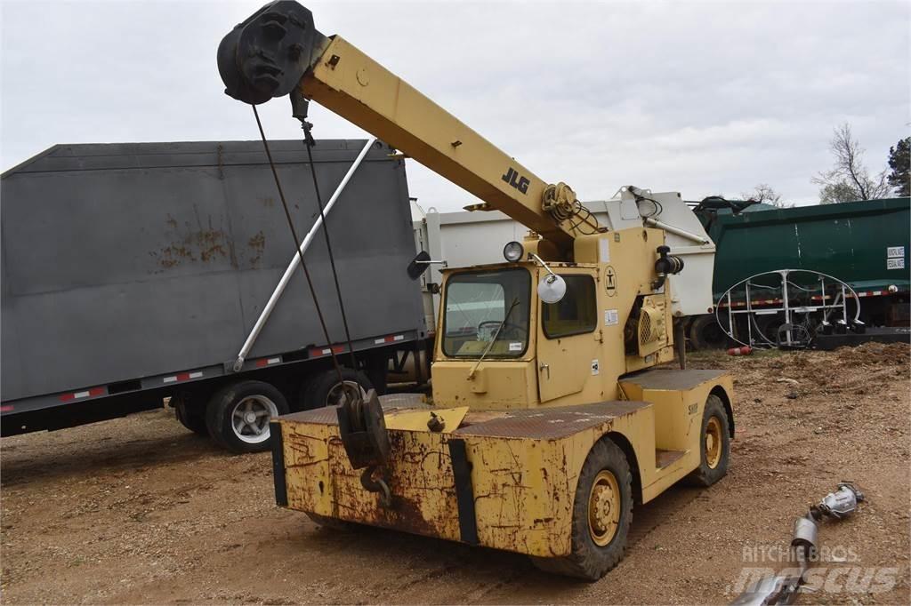 JLG 886 Røff terreng kraner