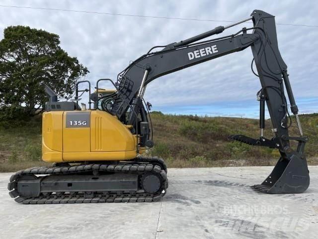 John Deere 135G Beltegraver