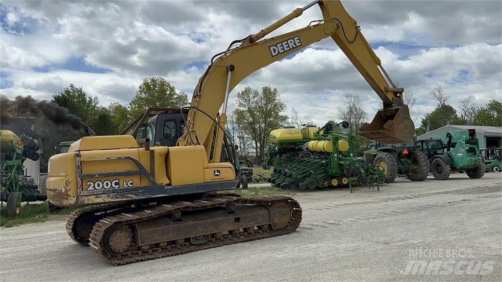 John Deere 200C LC Beltegraver