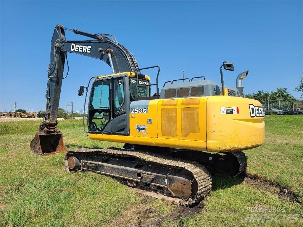John Deere 250G LC Beltegraver