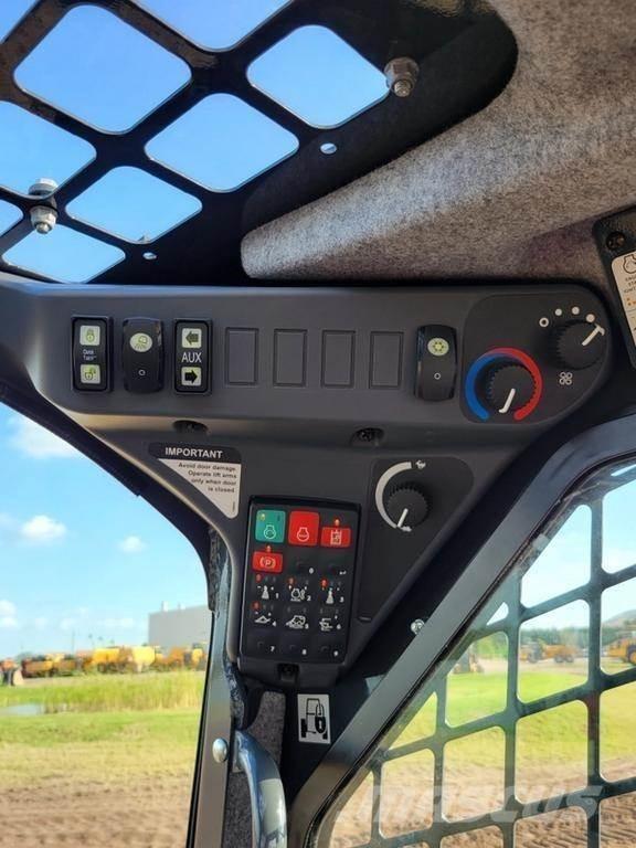 John Deere 325G Kompaktlastere