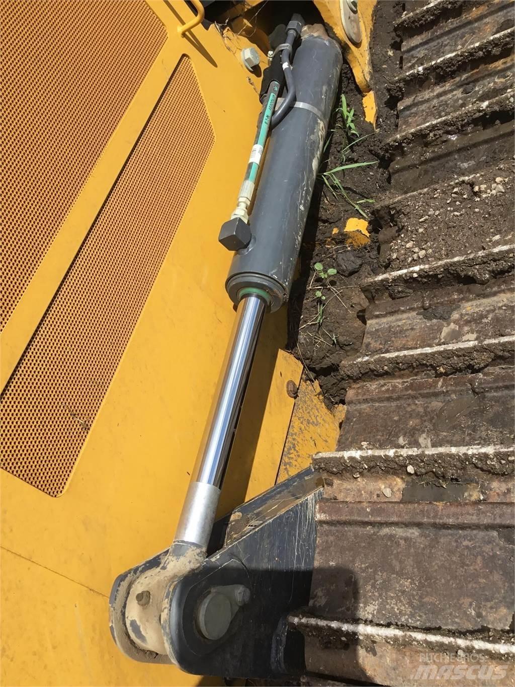 John Deere 450K Dozere Beltegående