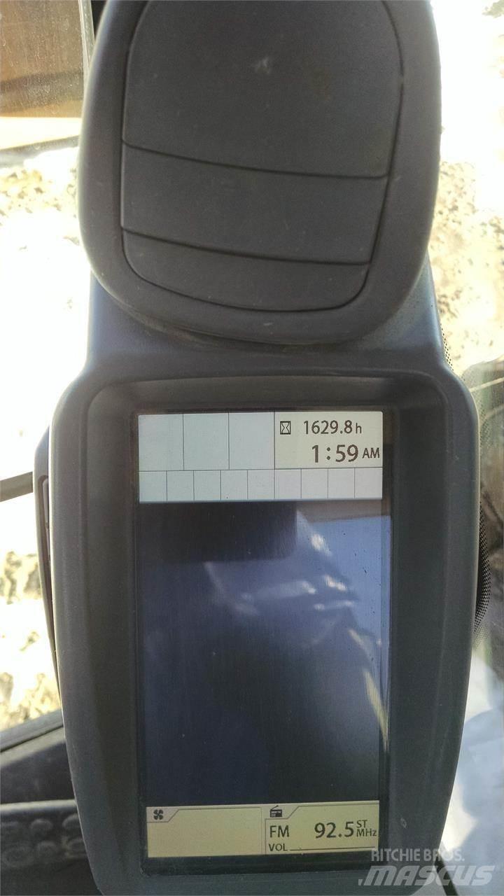 John Deere 470G LC Beltegraver
