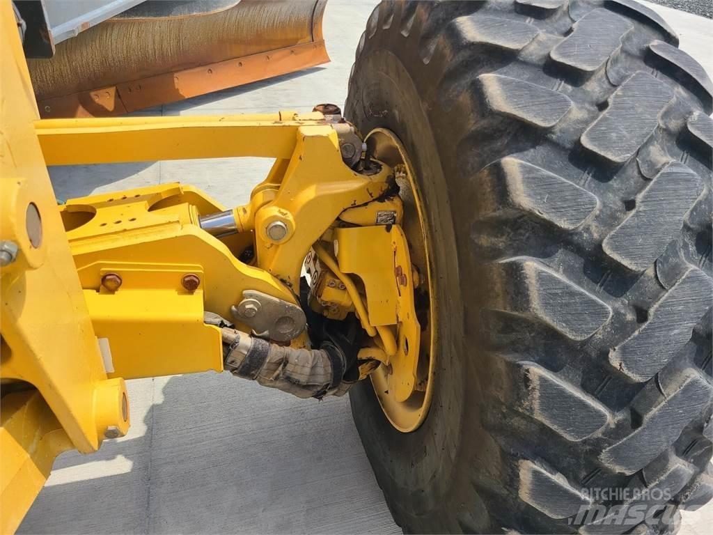 John Deere 672G Veihøvler