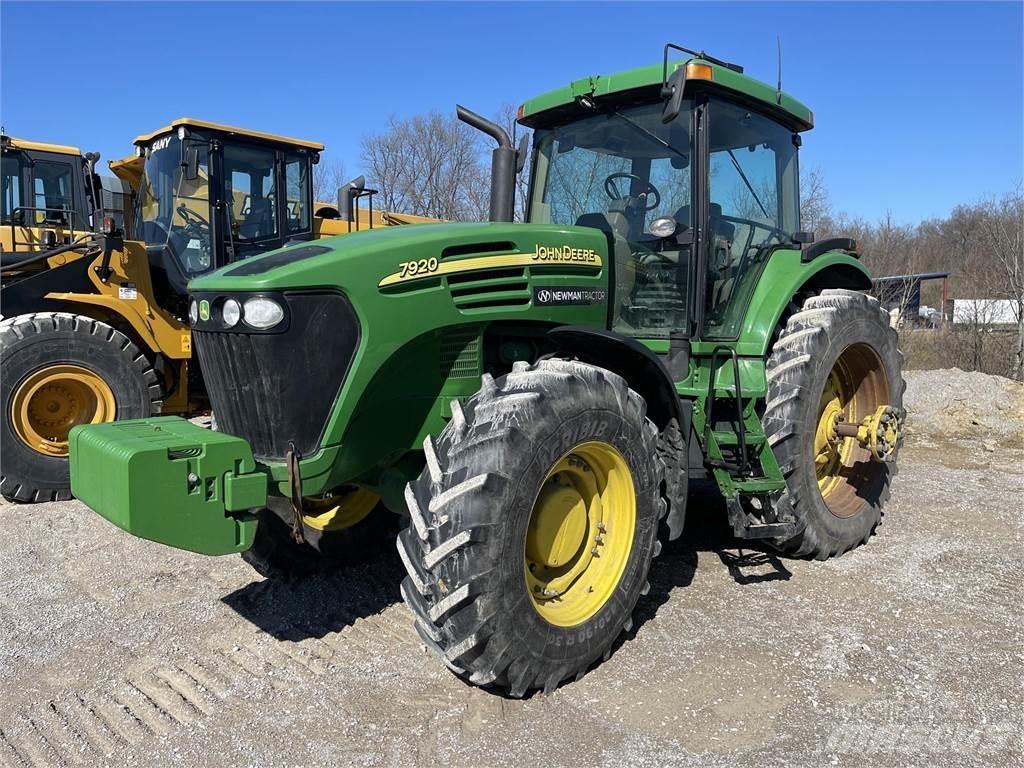 John Deere 7920 Traktorer