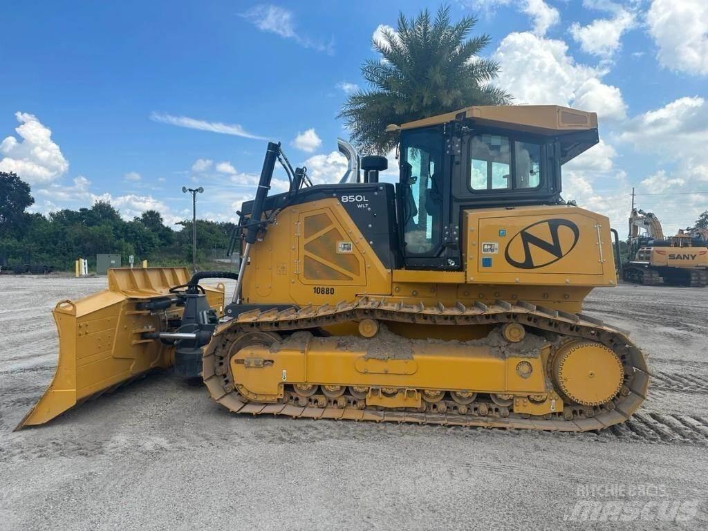 John Deere 850L WLT Dozere Beltegående