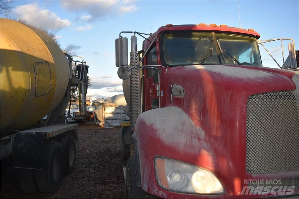 Kenworth T440 Betongbiler