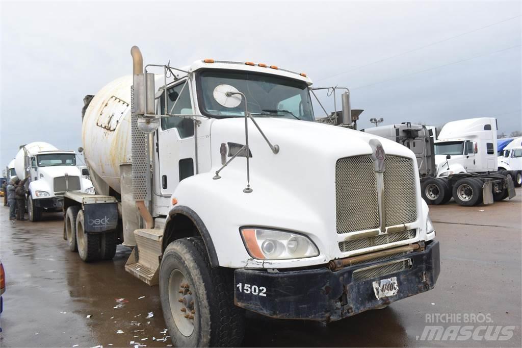 Kenworth T440 Betongbiler