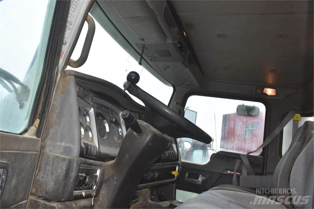 Kenworth T440 Betongbiler