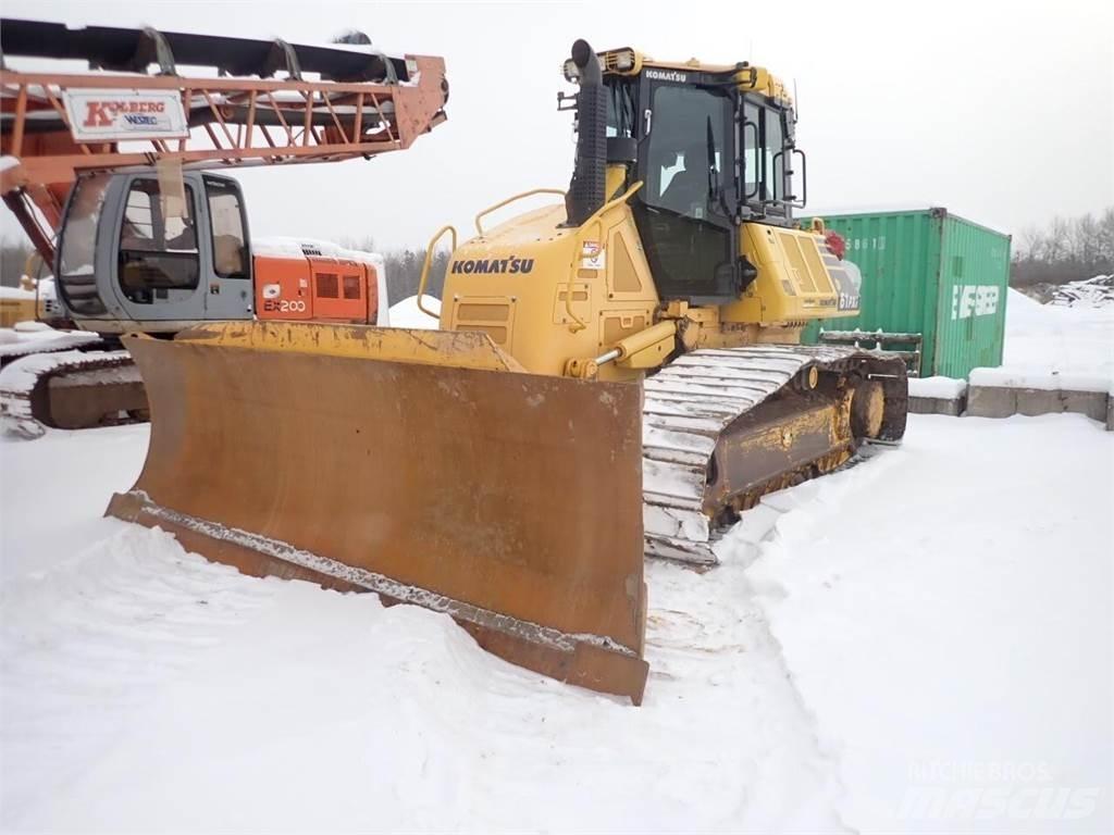 Komatsu D61PXi-24 Dozere Beltegående