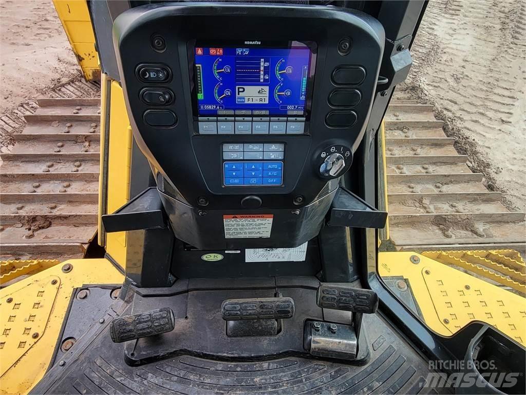 Komatsu D65PX-18 Dozere Beltegående