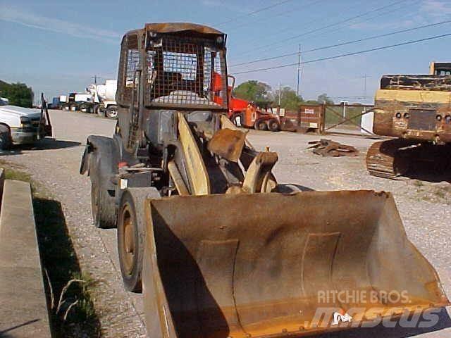 Komatsu WA100 Hjullastere