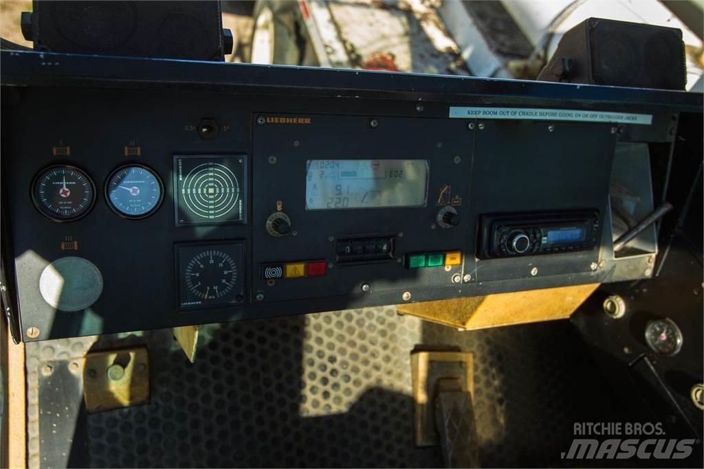 Liebherr LTM1400 Anlegg - Annet