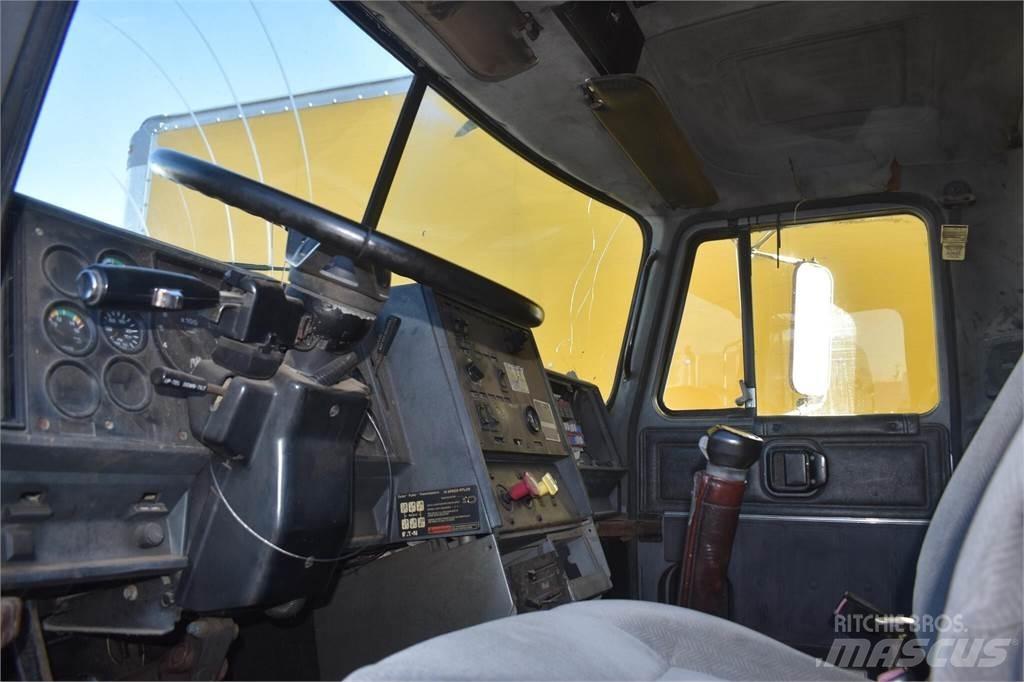 Mack CH613 Tippbil