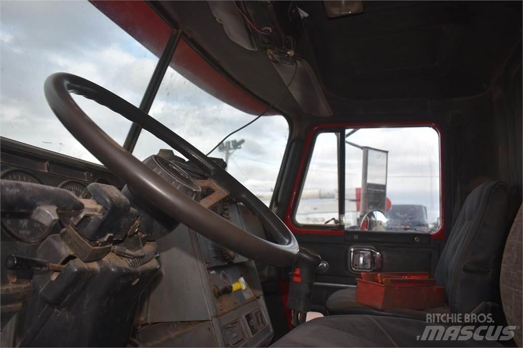 Mack CH613 Tippbil