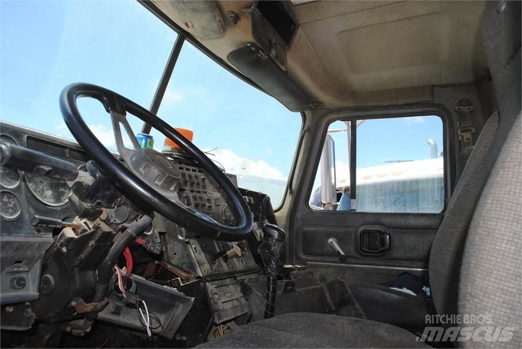 Mack CH613 Tippbil