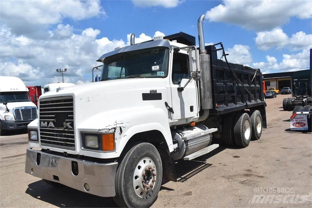 Mack CHN613 Tippbil