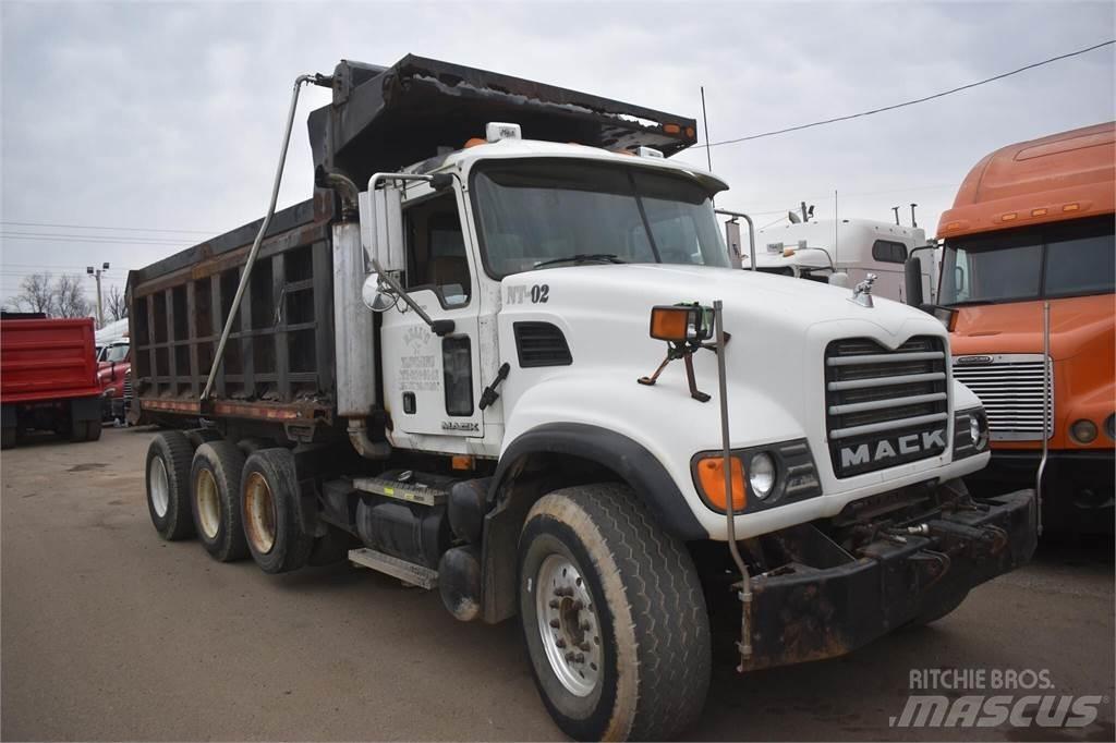 Mack GRANITE CV713 Tippbil