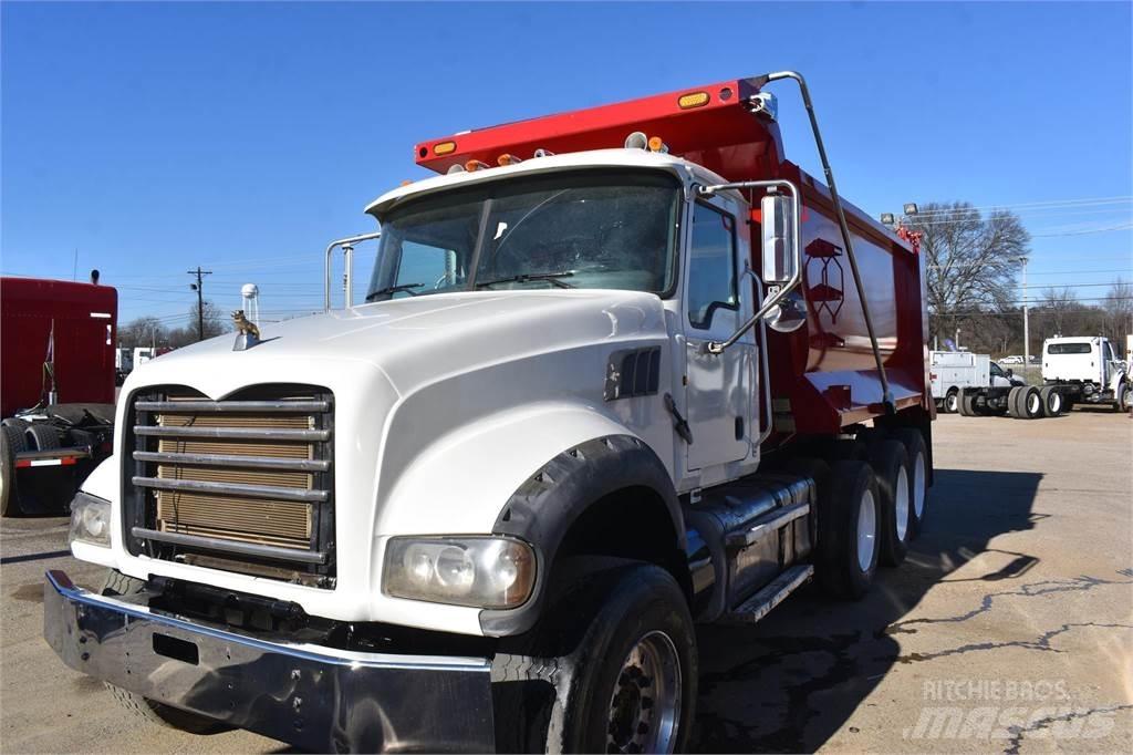 Mack GRANITE GU713 Tippbil