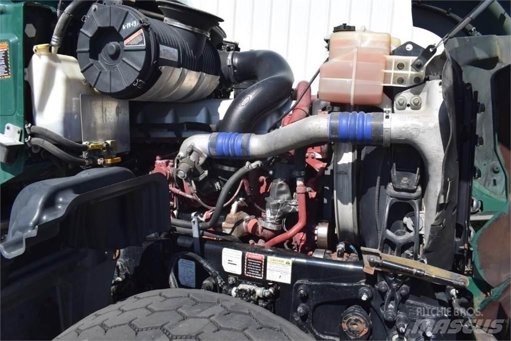 Mack GRANITE GU713 Tankbiler