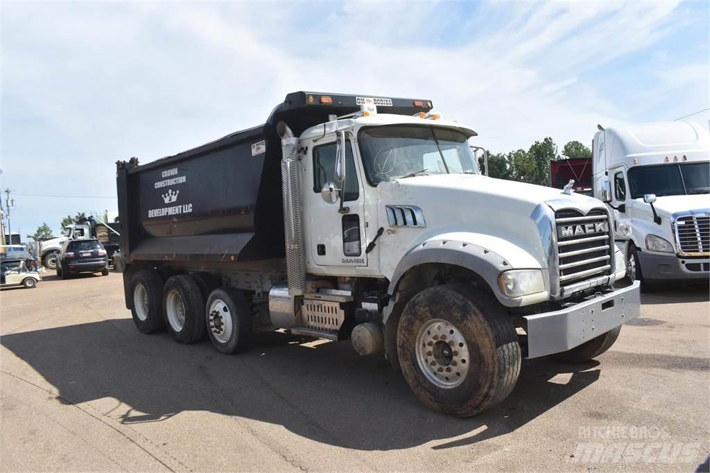 Mack GRANITE GU713 Tippbil