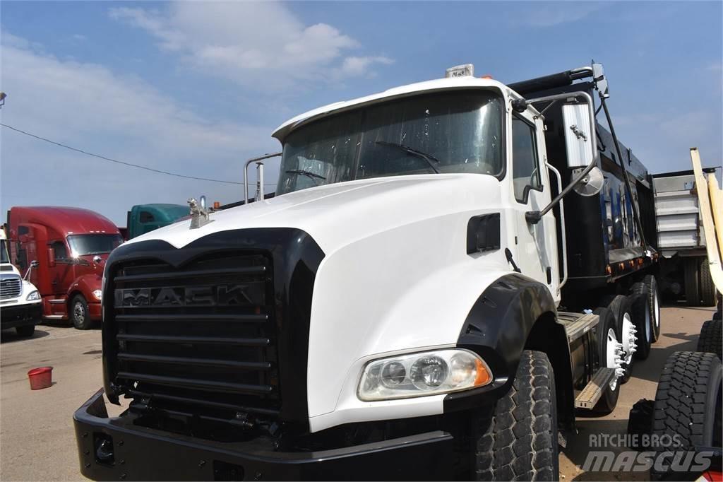 Mack GRANITE GU813 Tippbil
